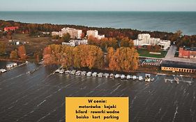 HT Houseboats - domki na wodzie - sauna, lake view